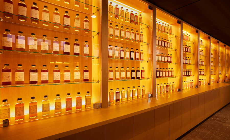 étalages lumineux de boissons