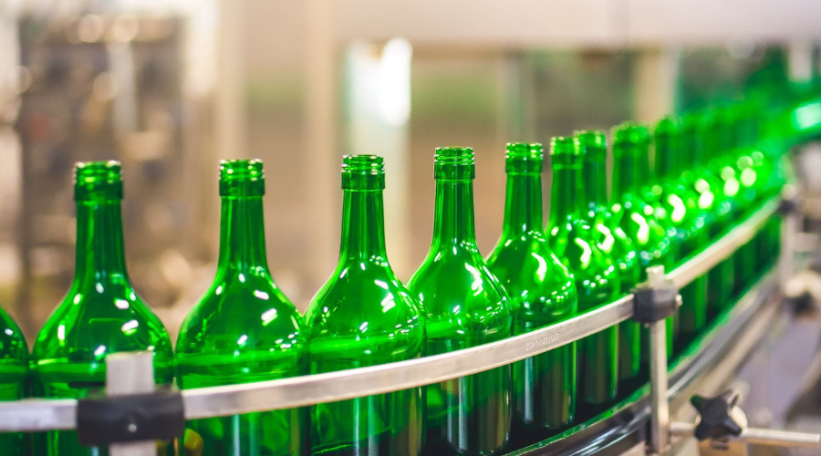 zoom on wine bottles
